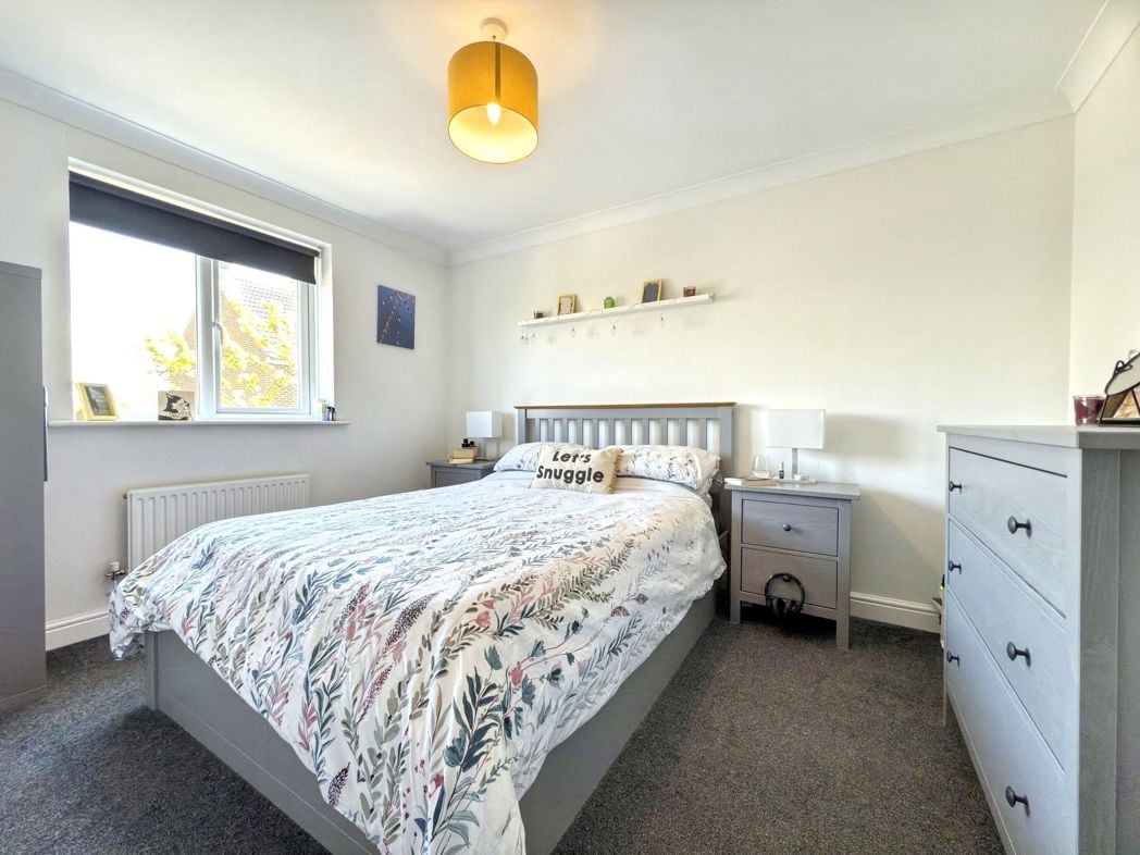 Property image 21 of 37