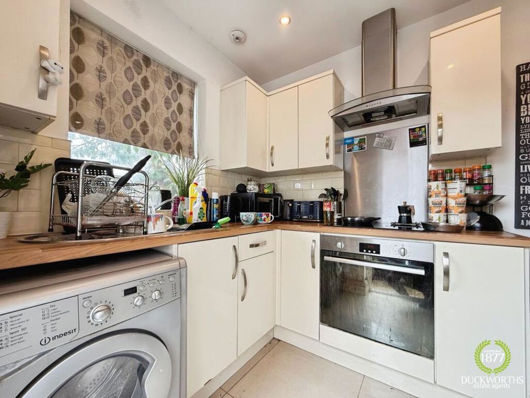 Property image 6 of 16