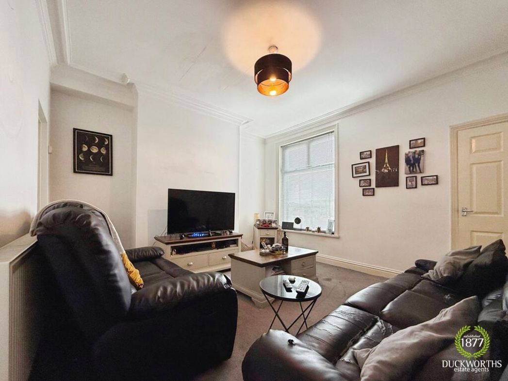 Property image 4 of 16
