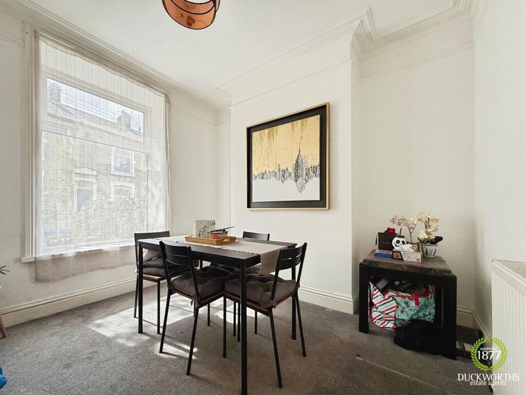 Property image 5 of 16