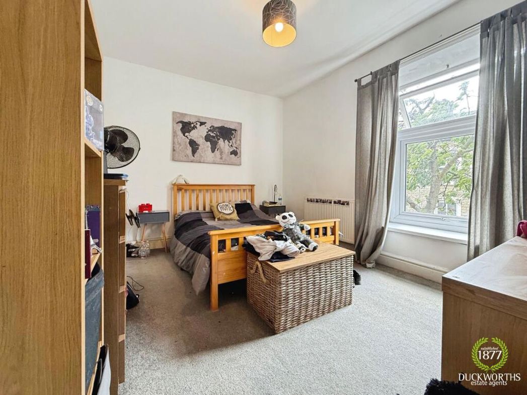 Property image 10 of 16
