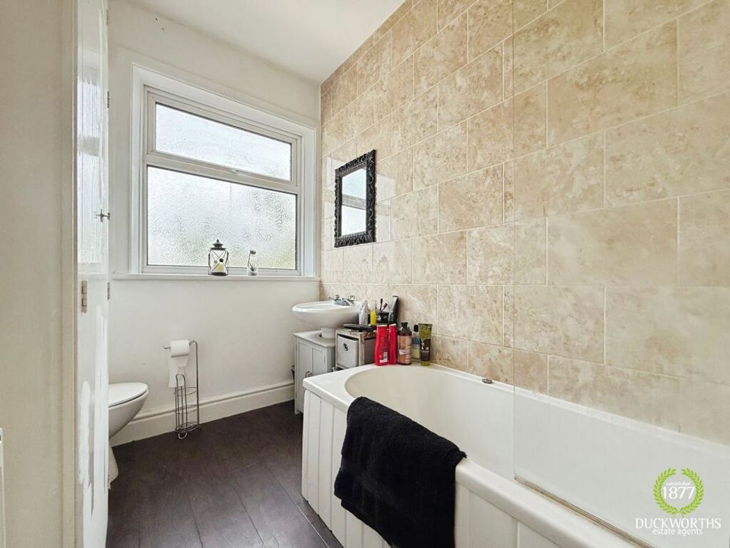 Property image 12 of 16
