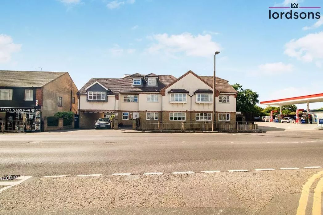 Property image 1 of 19