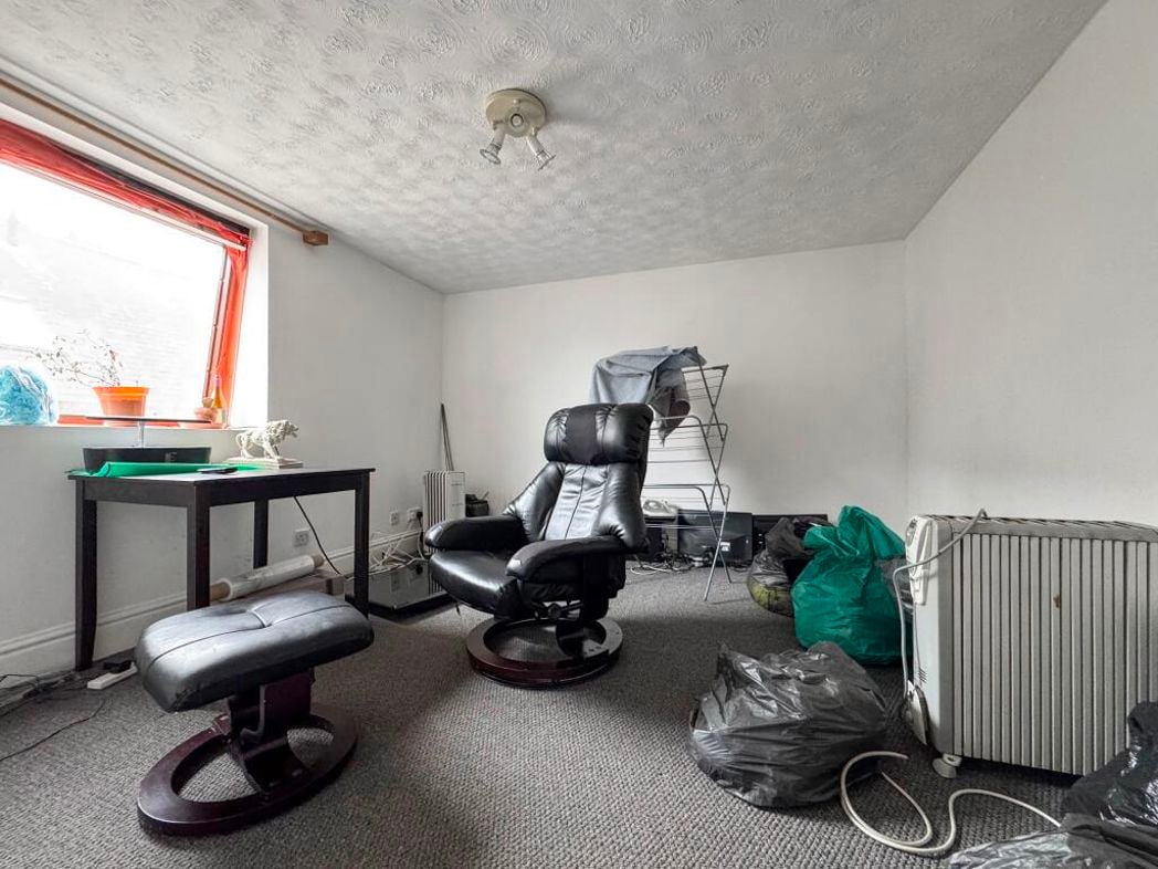 Flat 5, Southampton, Hampshire, SO15 5DJ