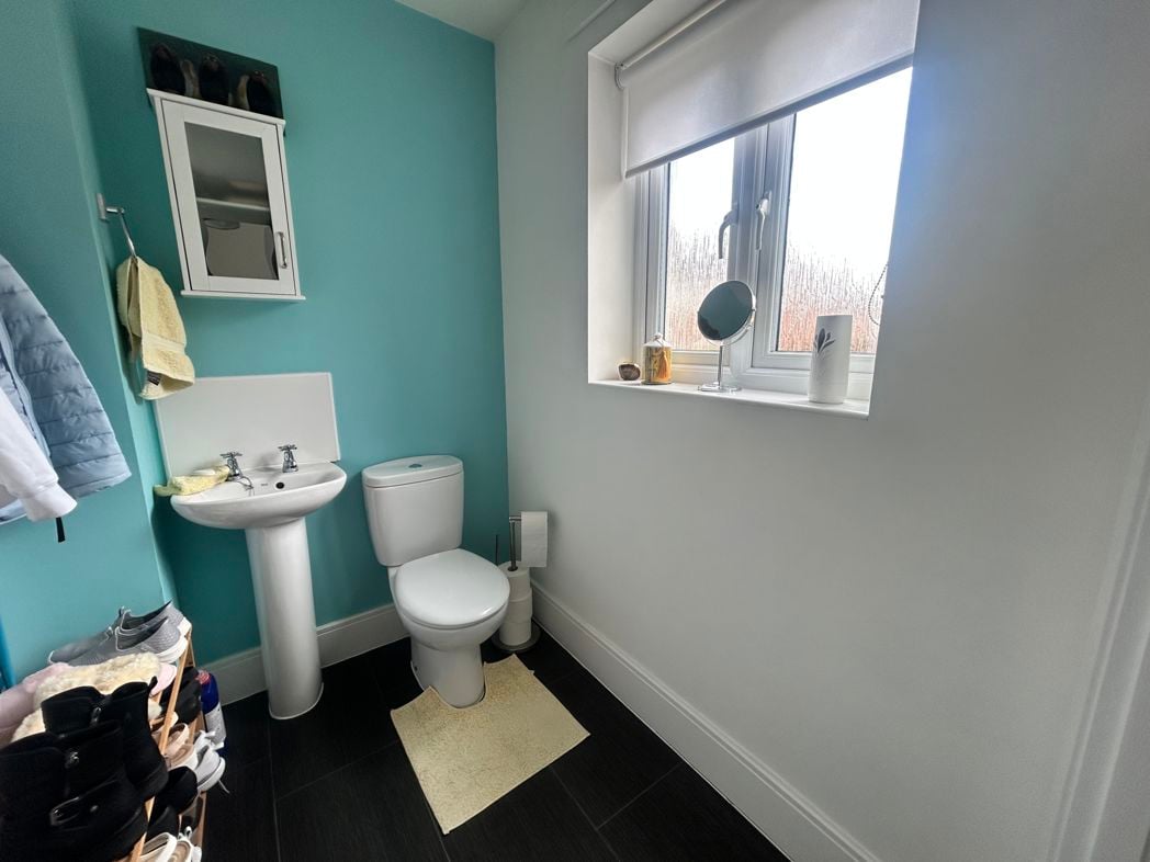 Property image 5 of 19