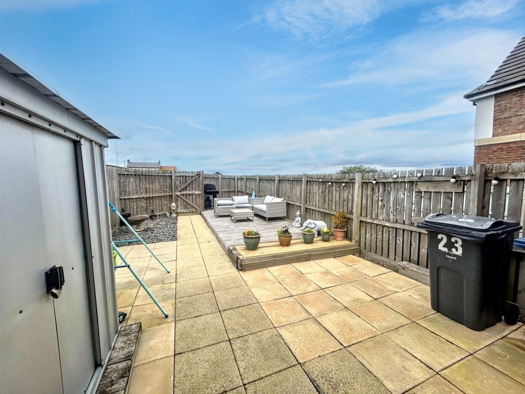 Property image 16 of 19