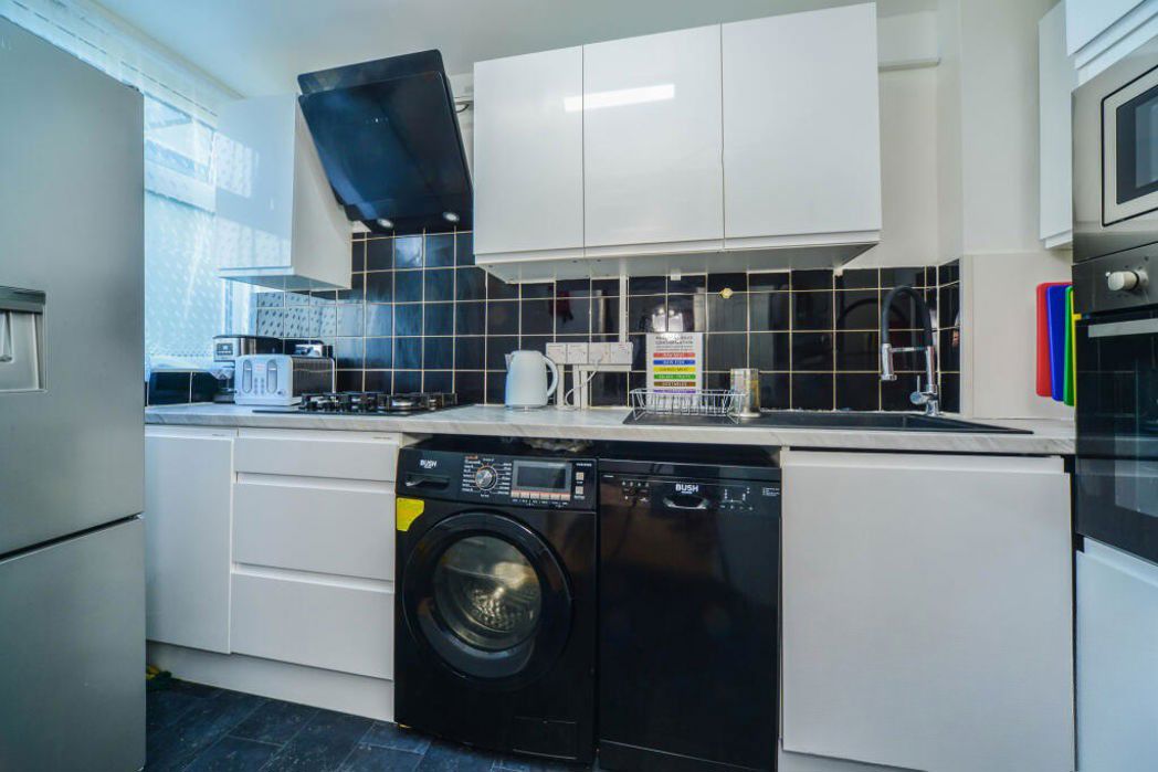 Property image 4 of 7