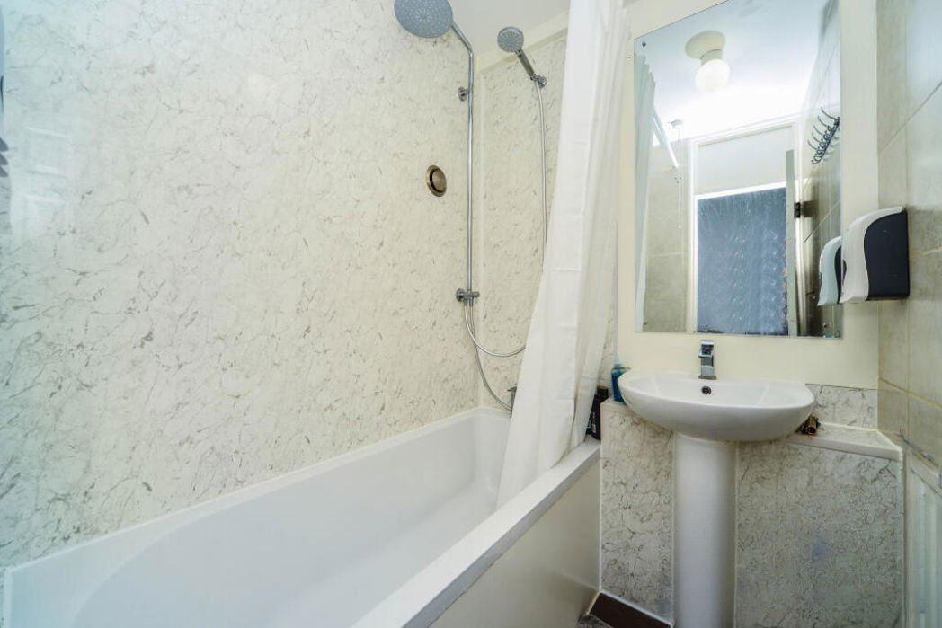 Property image 5 of 7