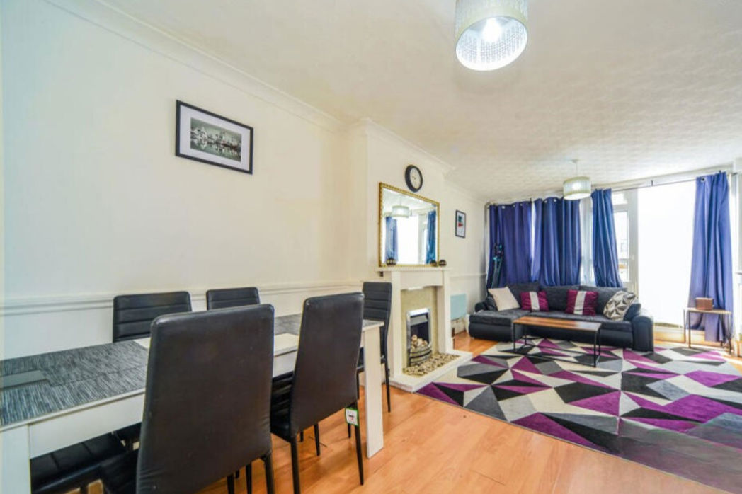 Property image 1 of 7