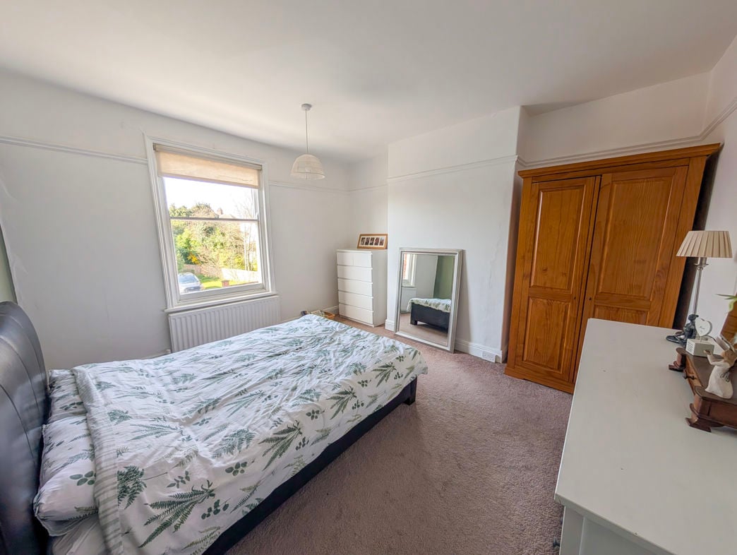 Property image 15 of 27