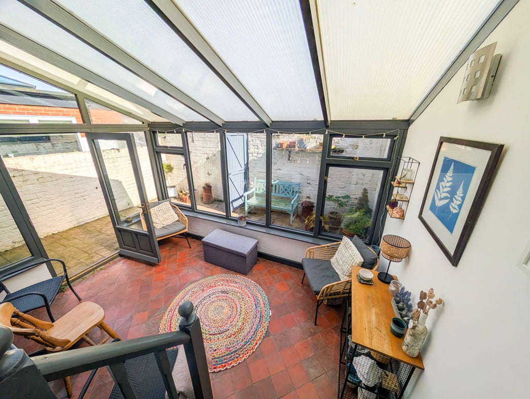 Property image 11 of 27