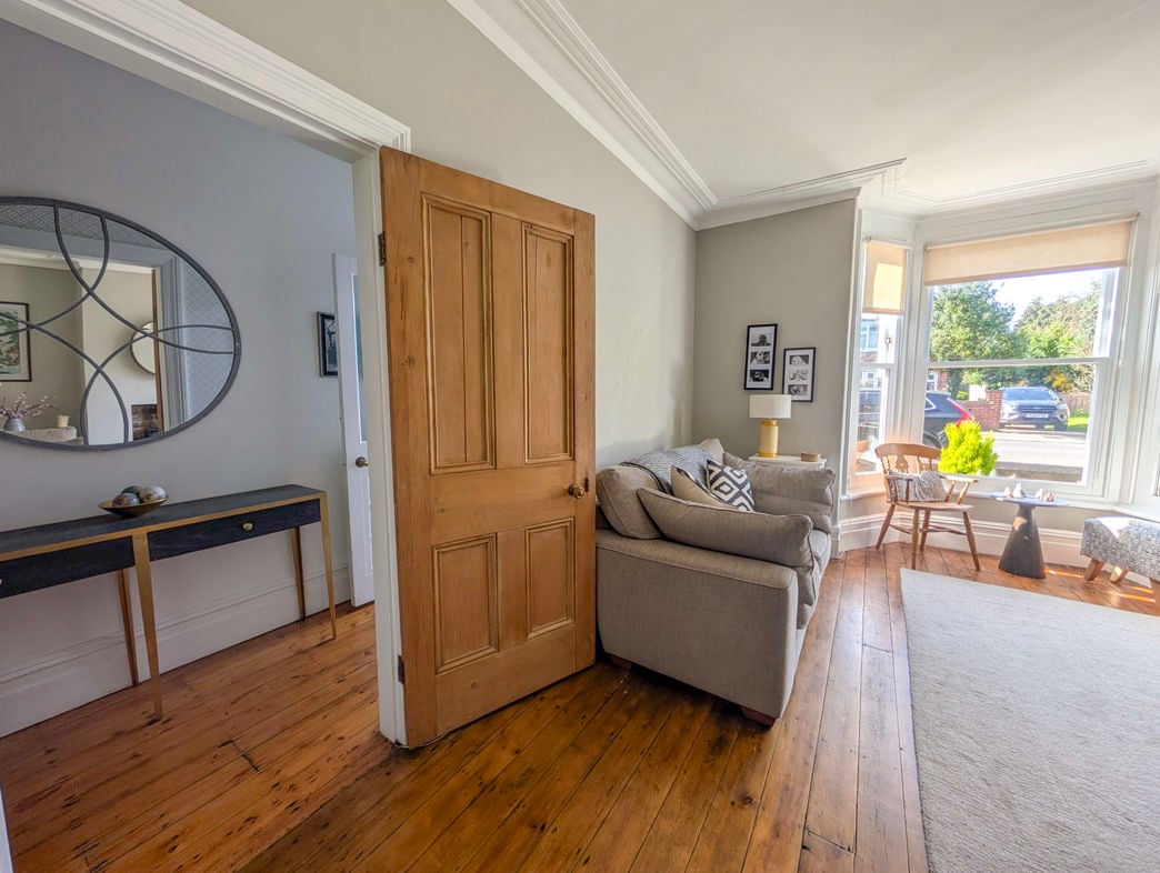 Property image 6 of 27