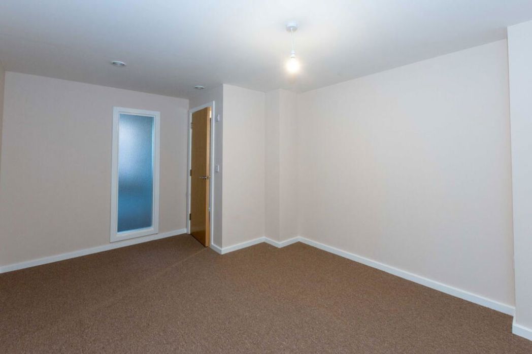 Property image 2 of 7