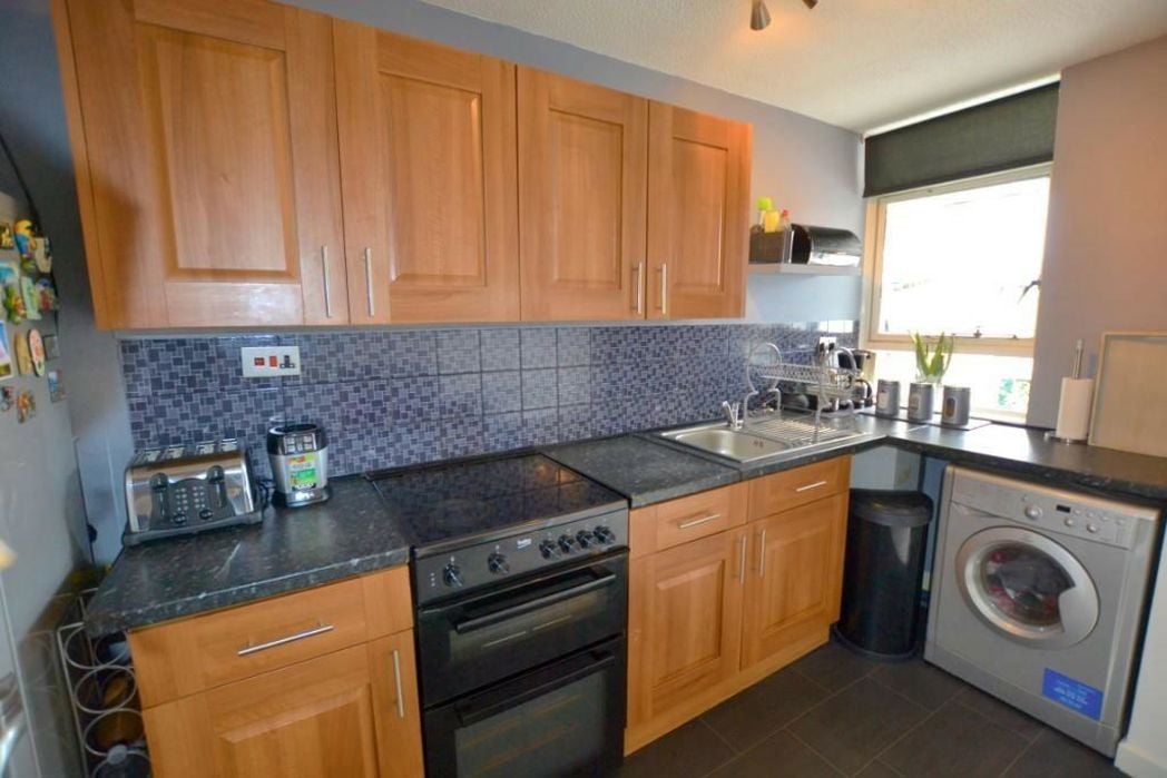 Property image 3 of 13