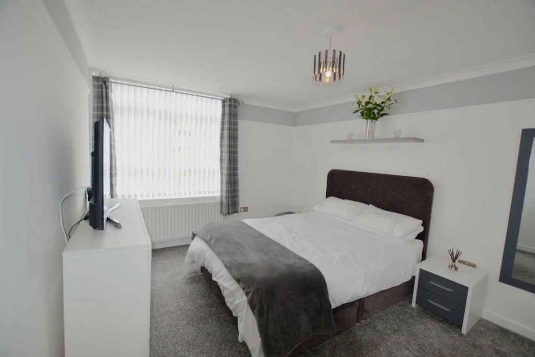 Property image 6 of 13