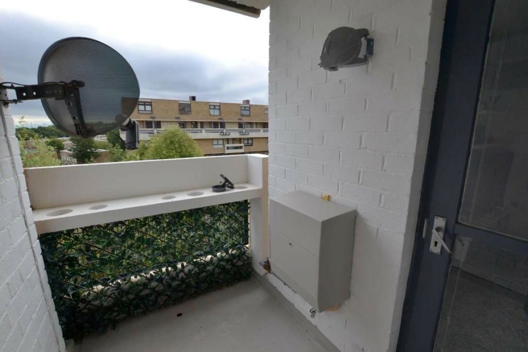 Property image 12 of 13