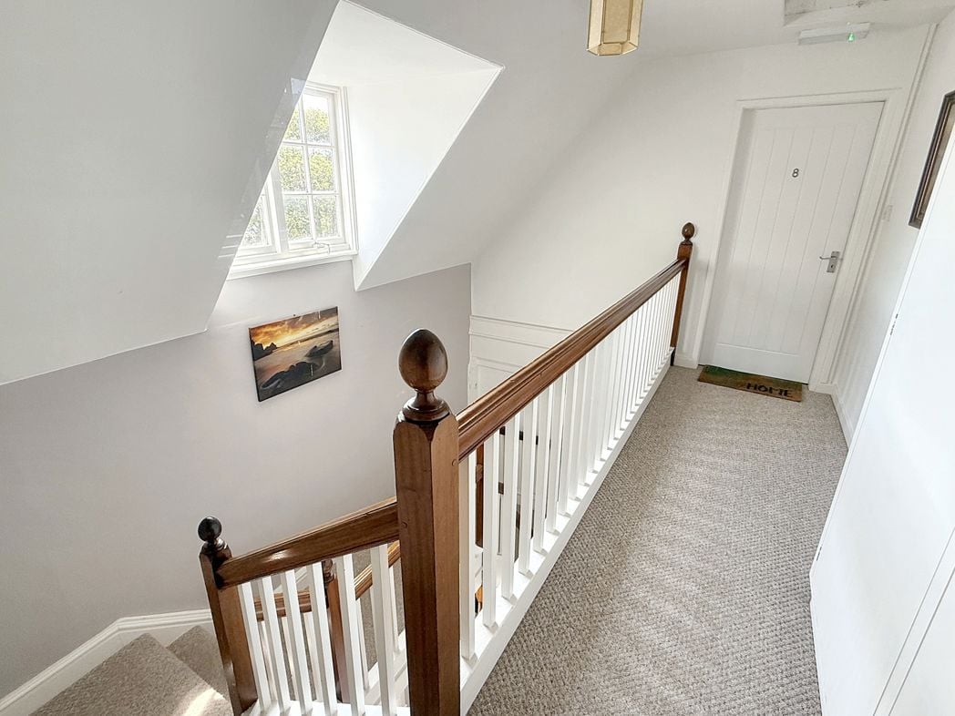 Property image 6 of 19