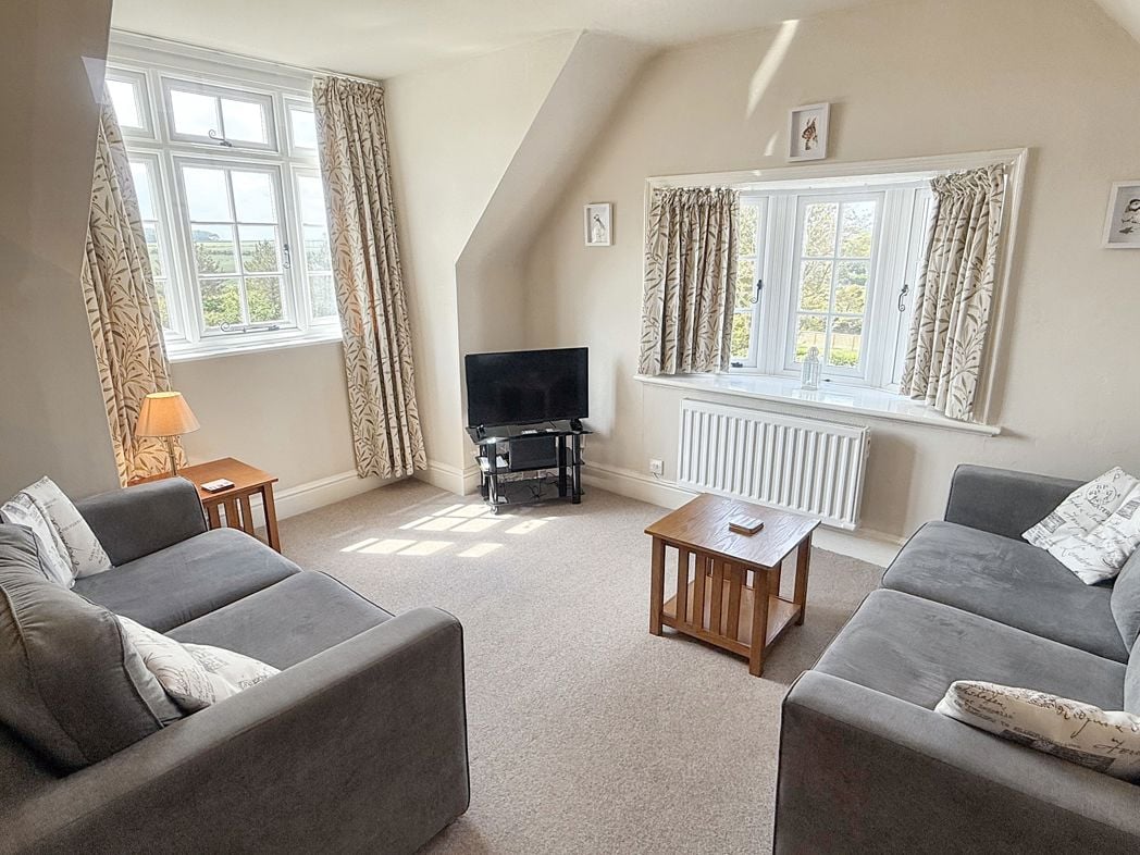 Property image 7 of 19