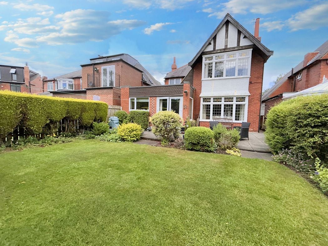 Property image 2 of 23