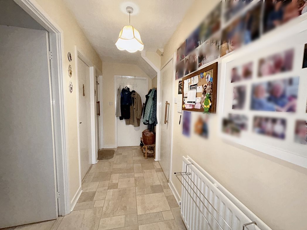 Property image 9 of 23