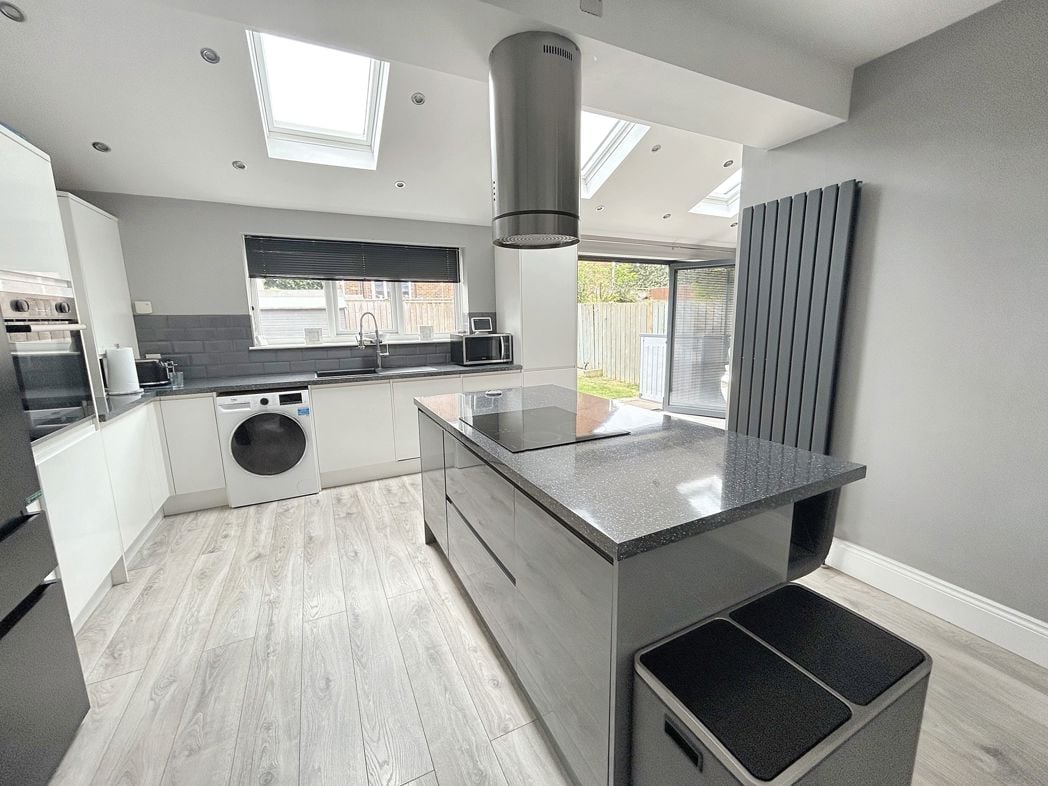 Property image 2 of 23