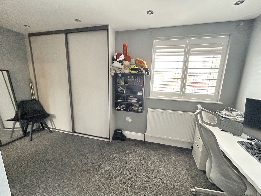 Property image 15 of 23