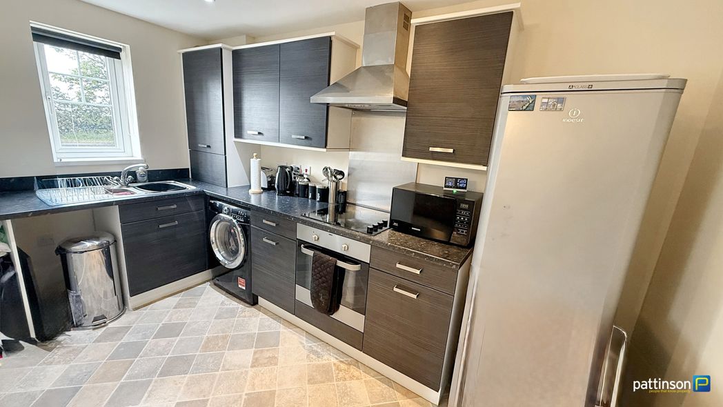 Property image 3 of 15