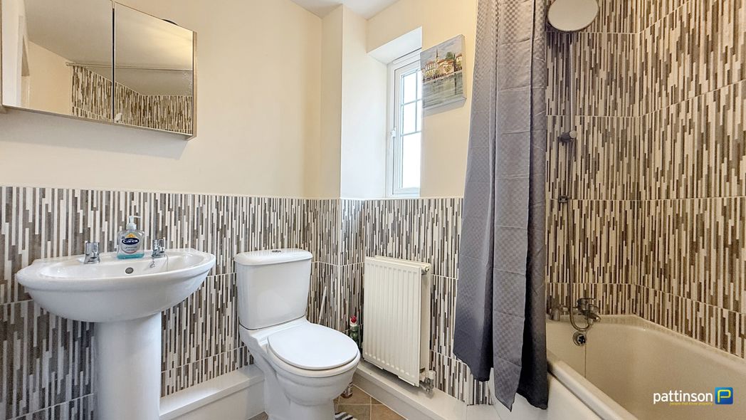 Property image 13 of 15