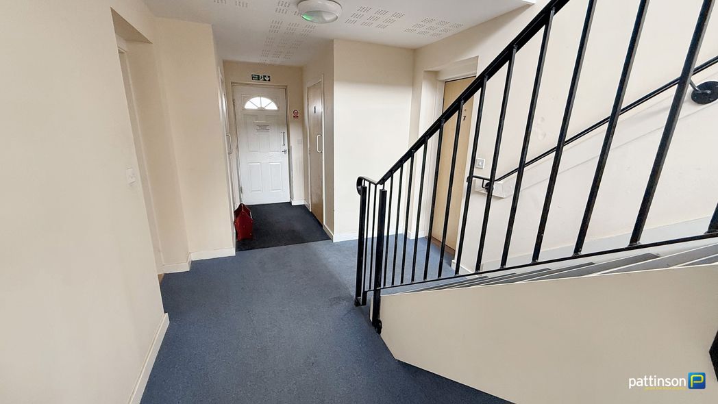 Property image 4 of 15
