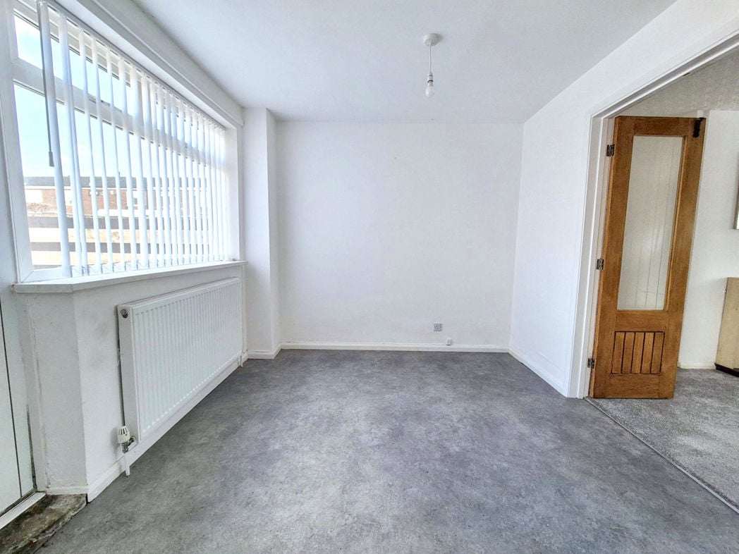 Property image 9 of 15