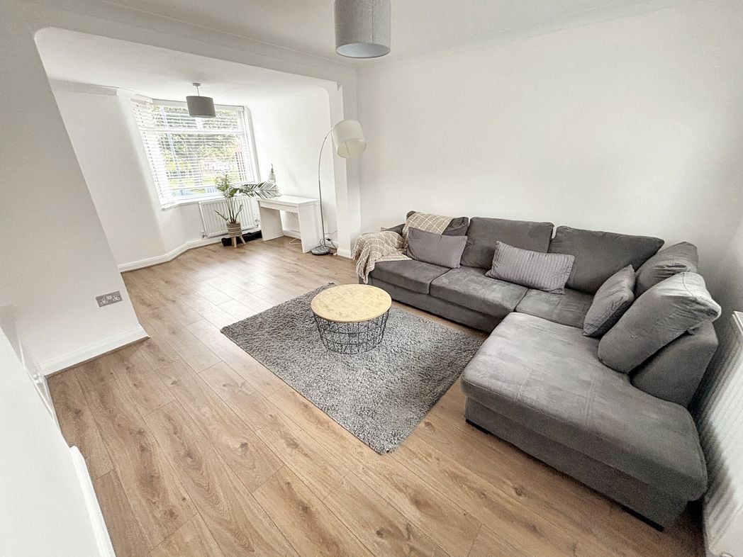 Property image 4 of 12