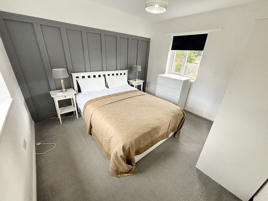 Property image 8 of 12