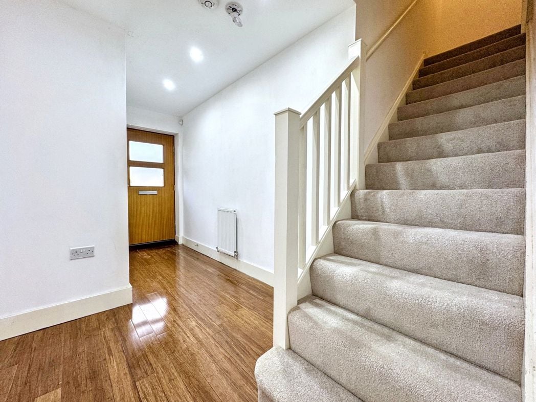 Property image 4 of 28