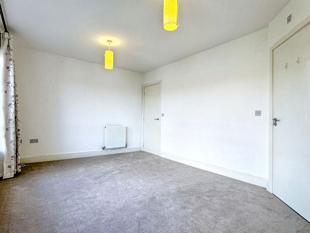 Property image 19 of 28