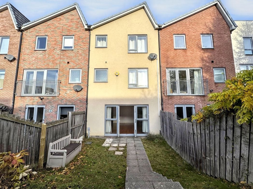 Property image 23 of 28