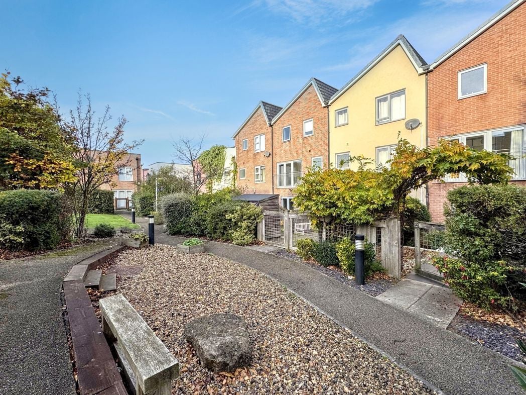 Property image 3 of 28