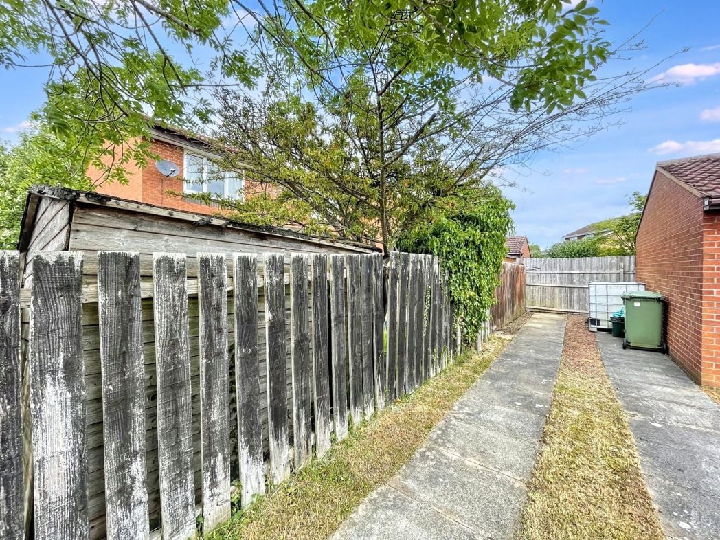 Property image 12 of 14