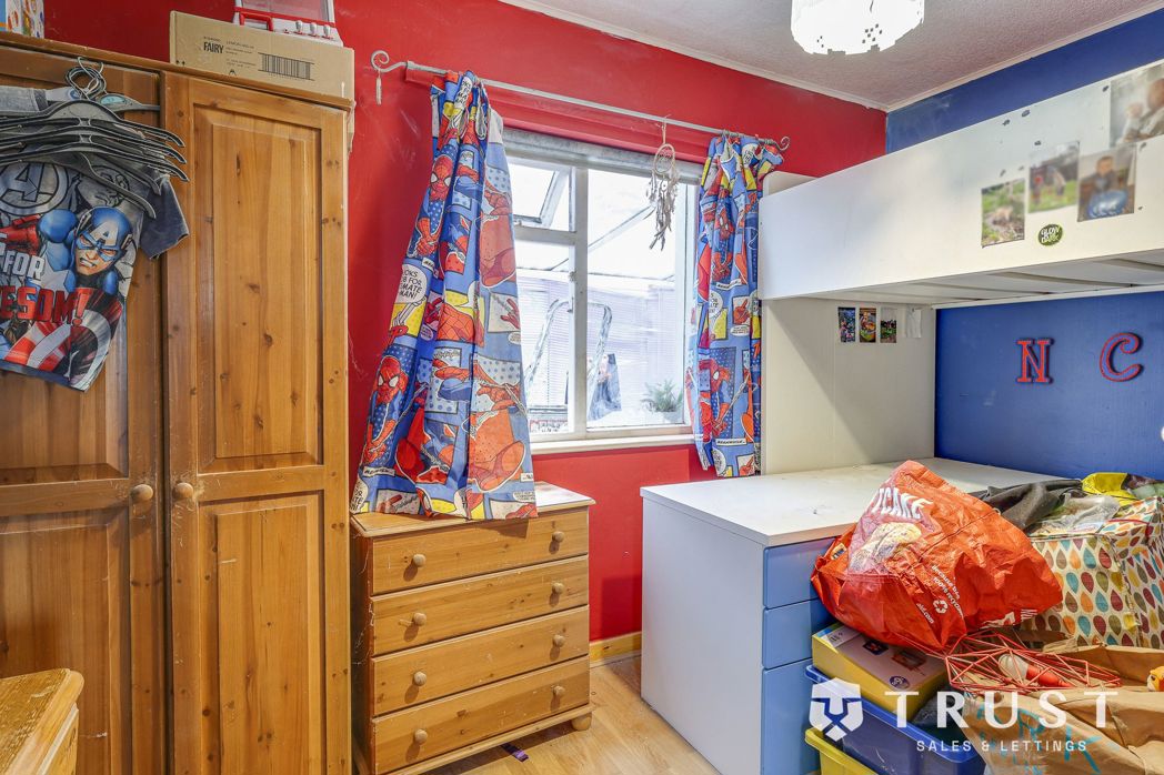 Property image 10 of 20