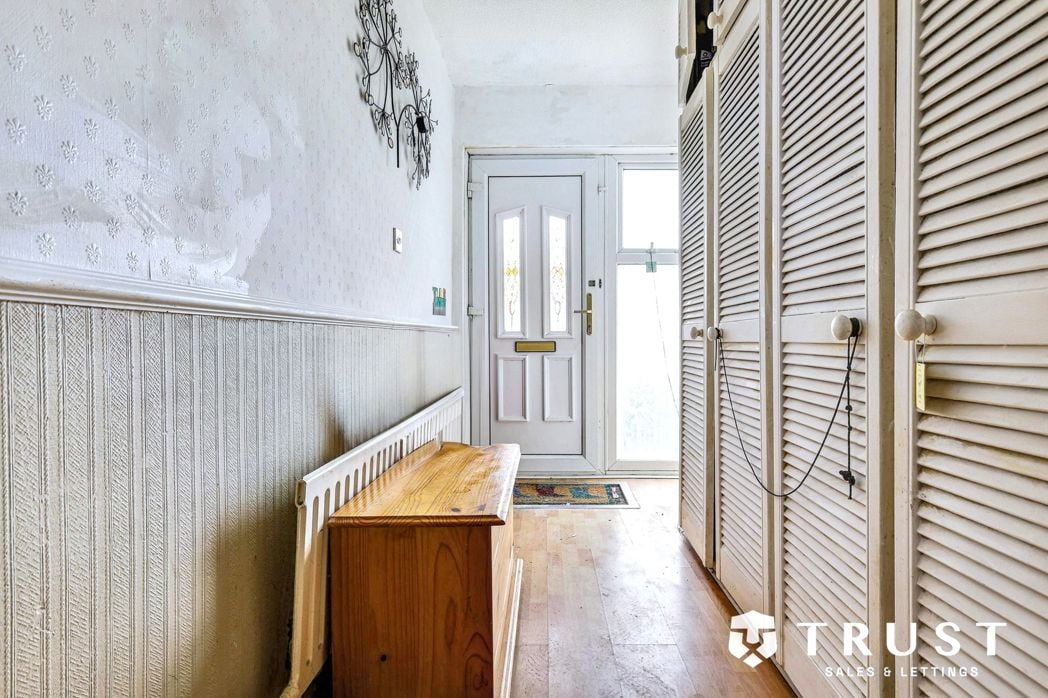 Property image 4 of 20