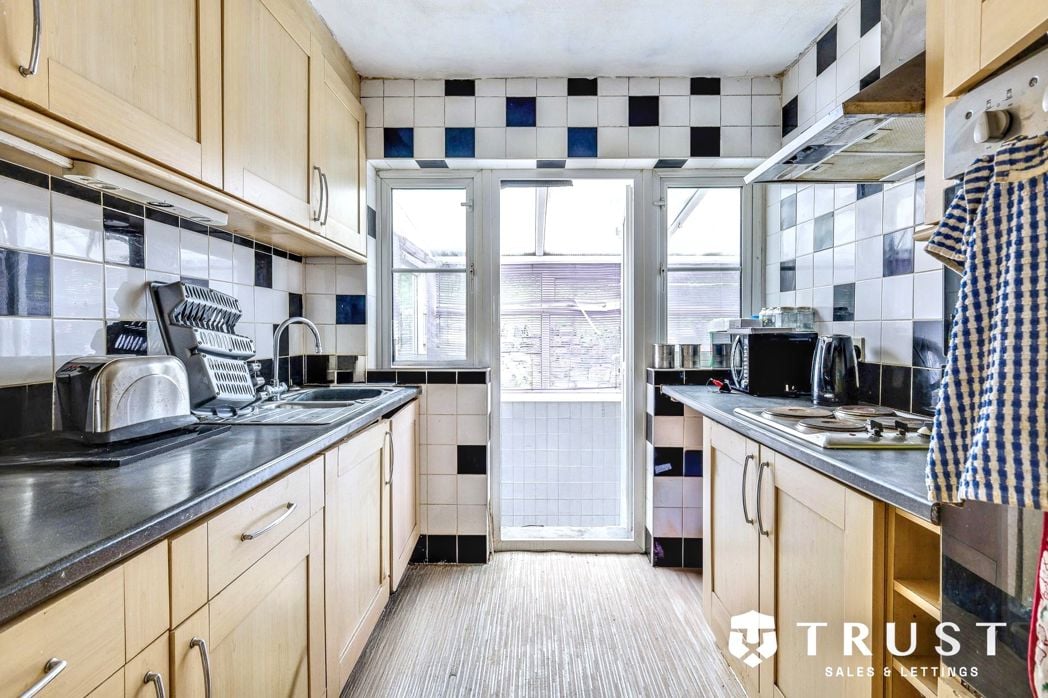 Property image 5 of 20