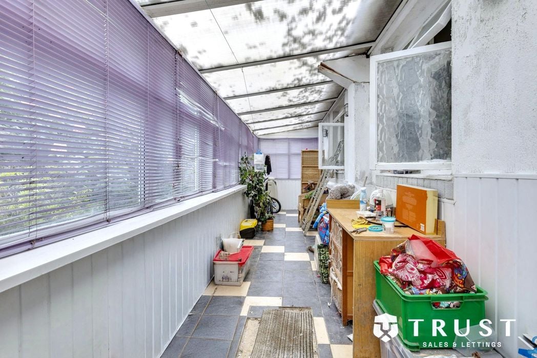 Property image 6 of 20