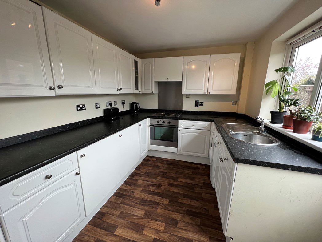 Property image 4 of 7