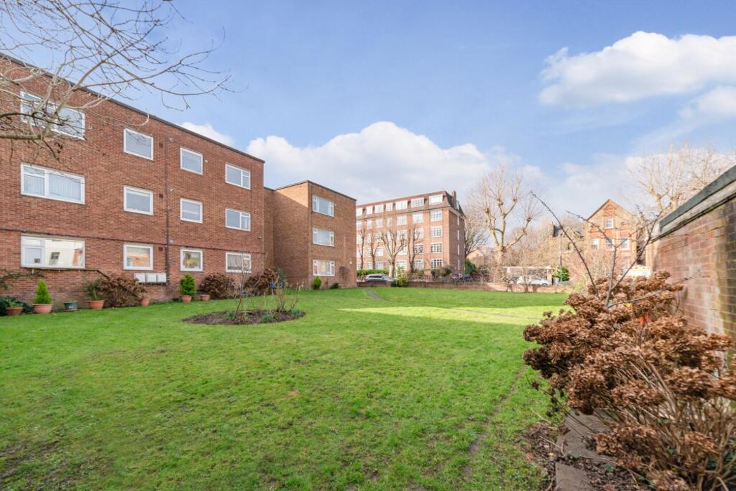 Property image 2 of 7
