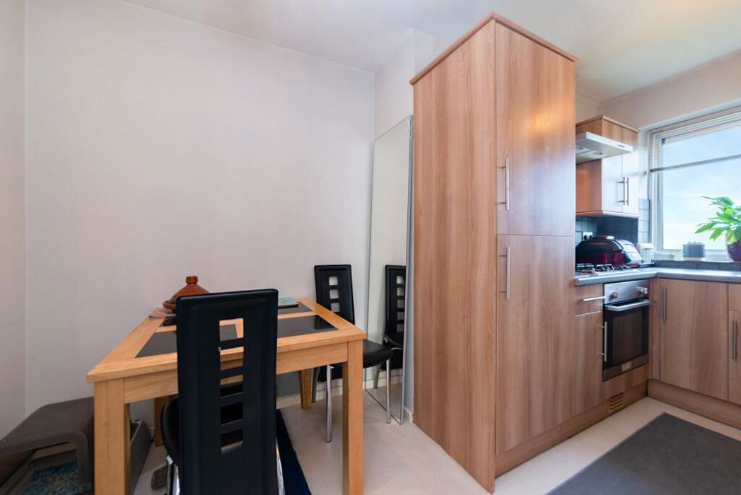 Property image 3 of 7