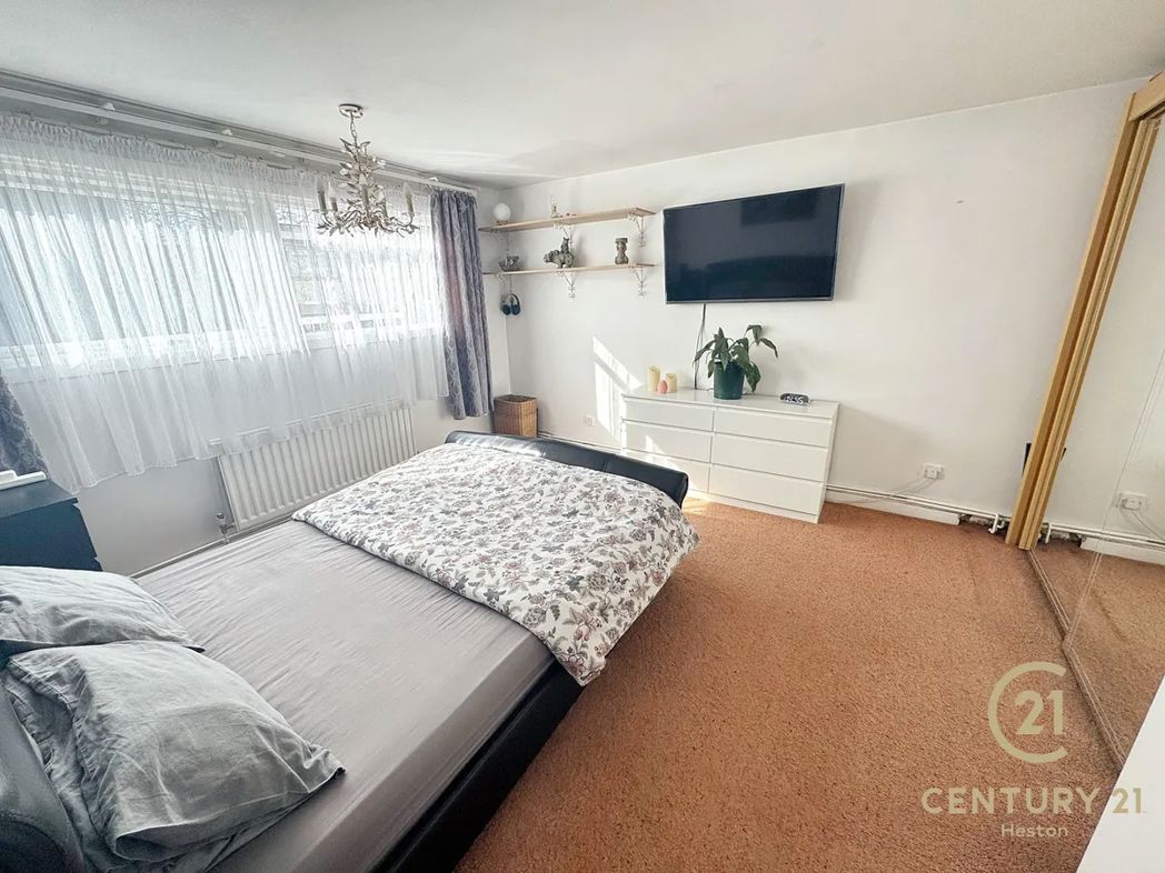 Property image 7 of 11