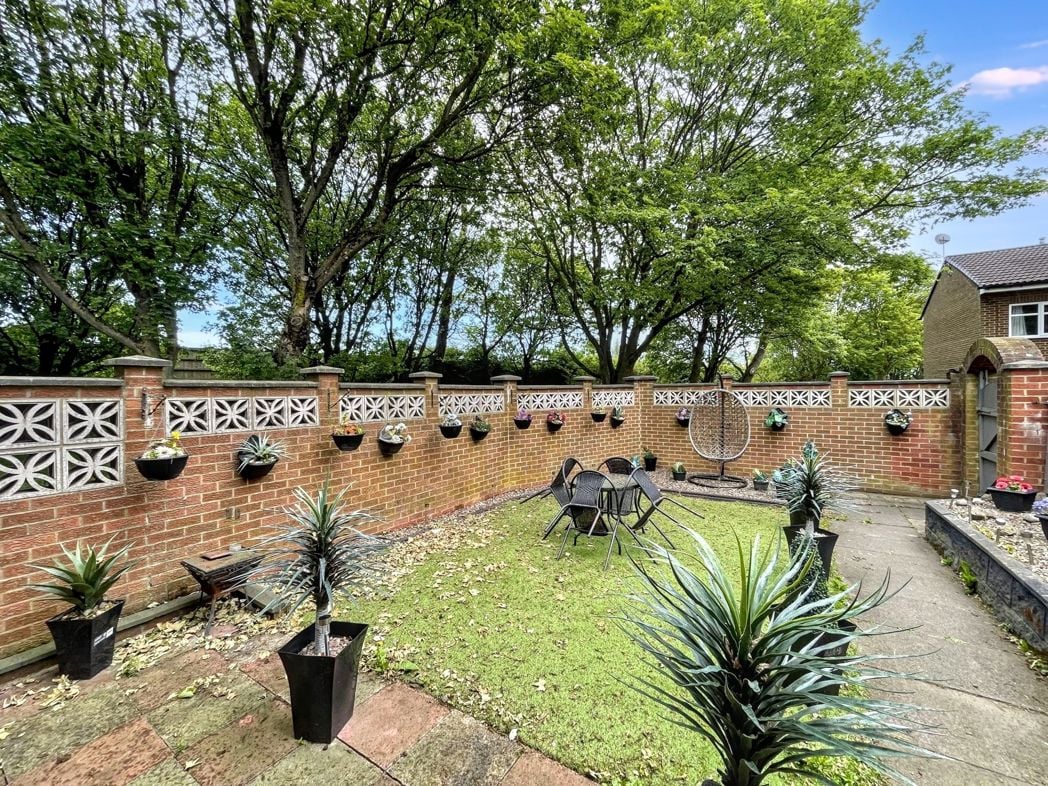 Property image 15 of 17