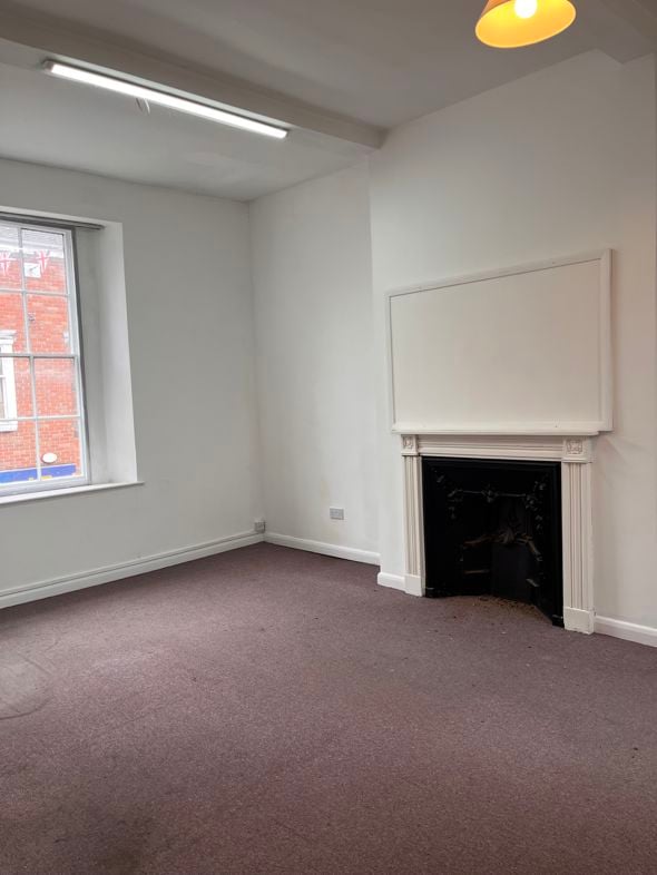 Property image 7 of 17