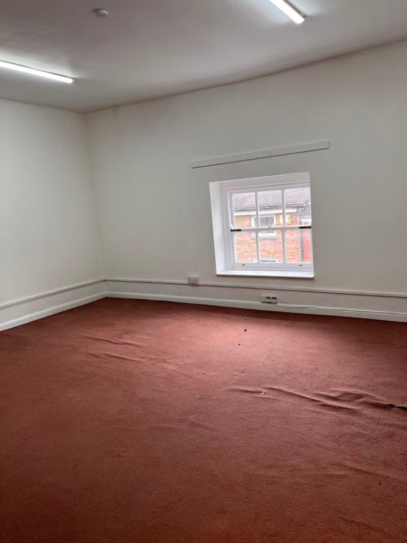 Property image 14 of 17