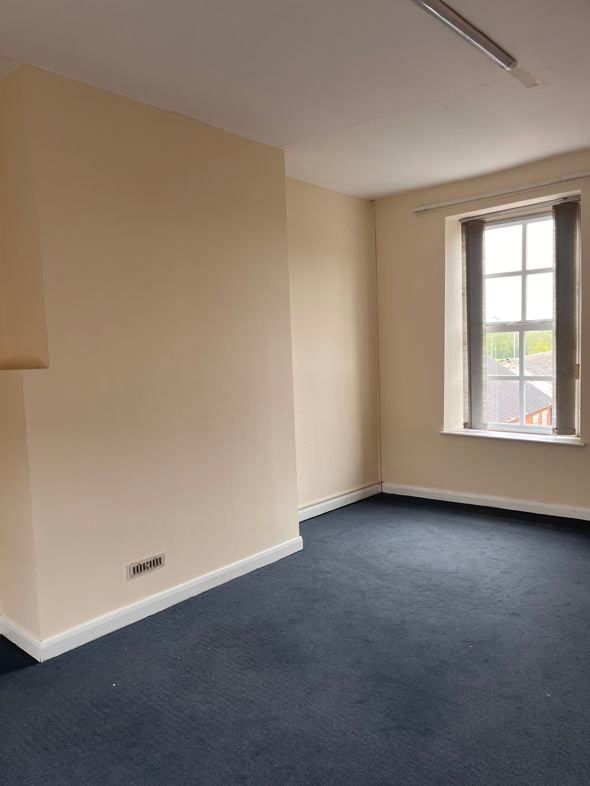 Property image 15 of 17