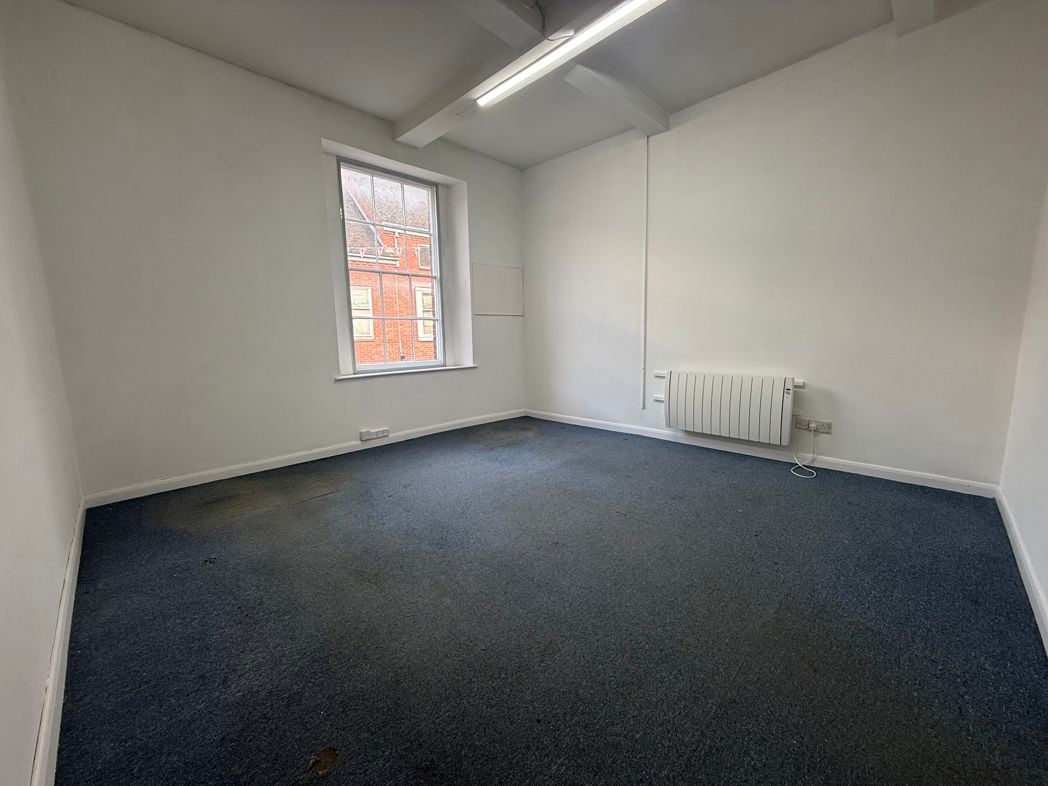 Property image 12 of 15